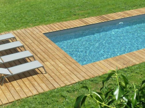 Grande maison rénovée, piscine, 4 chambres, vaste terrain, près piste cyclable et pêche, Wi-Fi inclus - FR-1-426-408